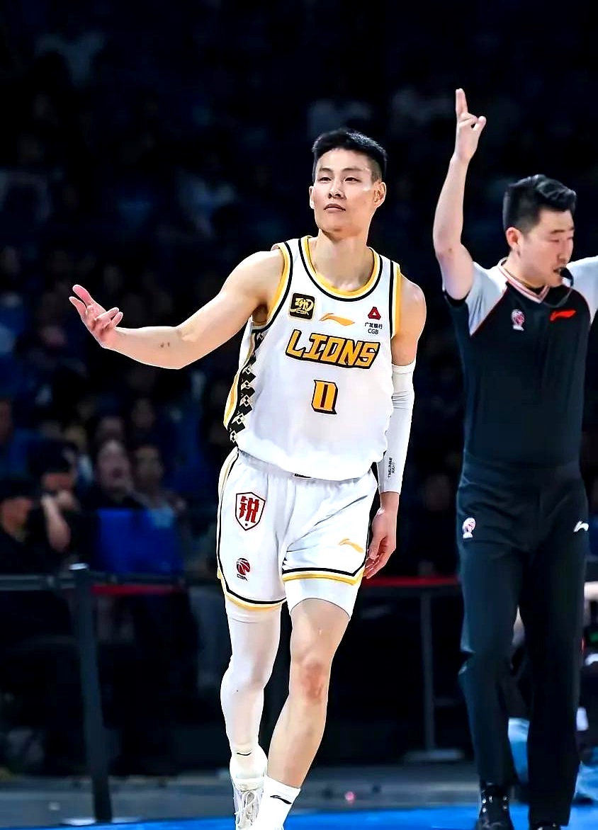 开云官网包含广厦男篮内部会议纪要流出——赛前官宣签约，亚冠使命明确，资深球员宣示担当的词条