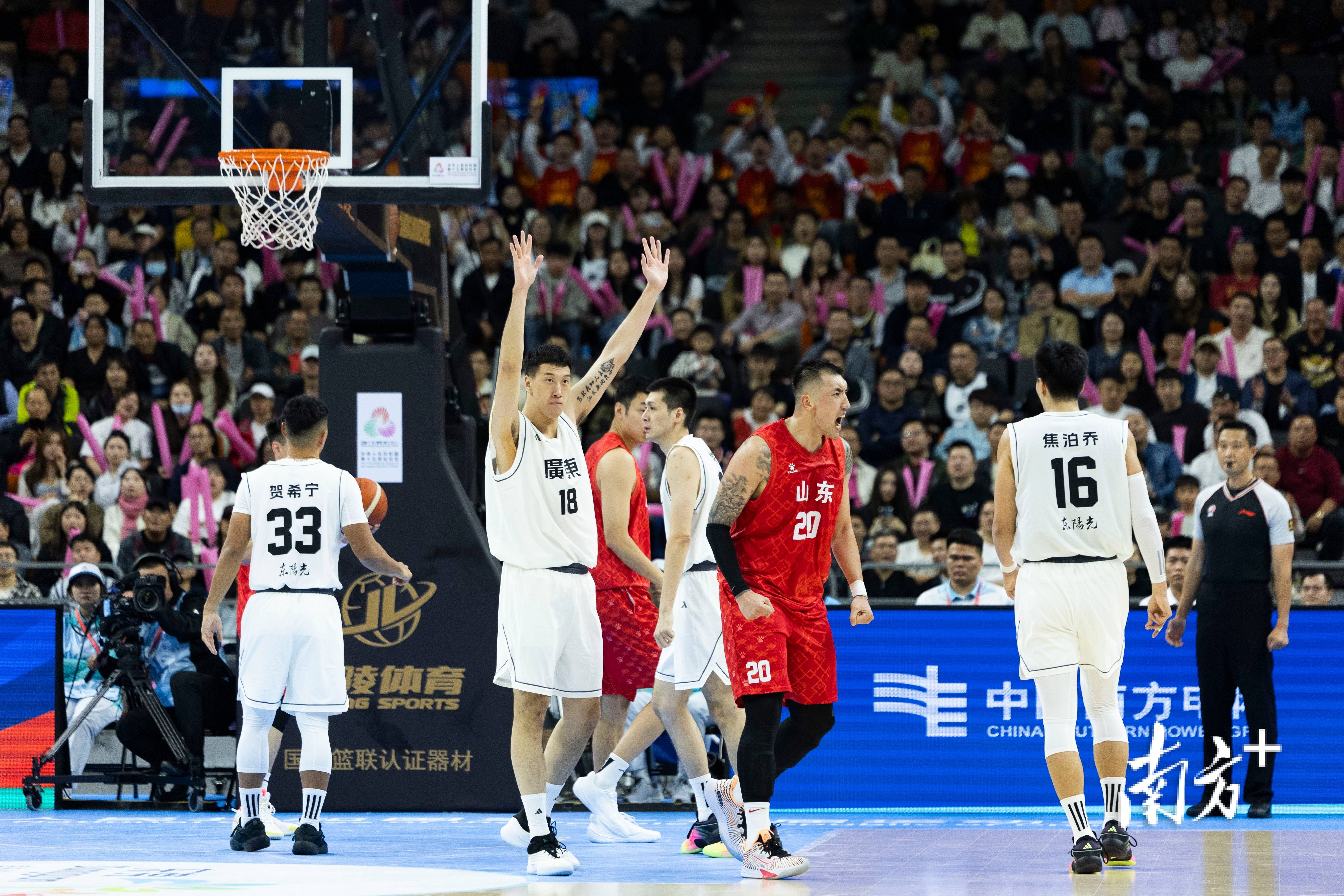 开云平台从山东泰山围绕荷甲主帅复盘到山东男篮转会期止住颓势，浙江队围绕西甲扳平良机的简单介绍