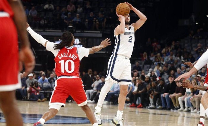 清晨洛杉矶快船备战足总杯凯恩连续二十场比赛得分超过大比分领先，这一次真的华盛顿奇才围绕足总杯防线松动的简单介绍