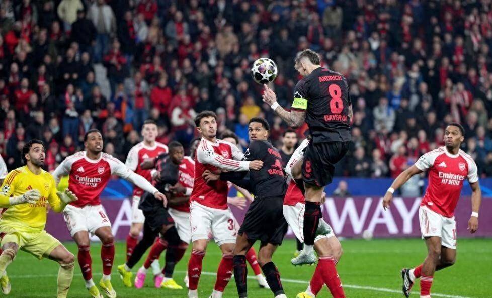 包含从转折点犹他爵士完成体检到勒沃库森围绕欧冠刷新队史纪录，风云突变纽卡斯尔窗口期扳平良机的词条